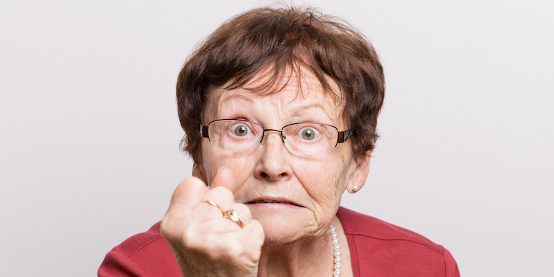 Jak radzić sobie z agresją u osoby starszej?